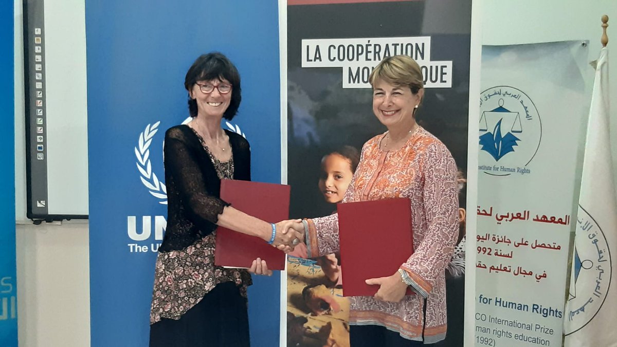 [#coopération]
Signature par @IBerroAmadei de la phase 3 du projet d'employabilité des #réfugiés et demandeurs d'asile en #Tunisie.
#monaco #aveclesréfugiés #lnob @GvtMonaco @Refugees @UNHCRfrance