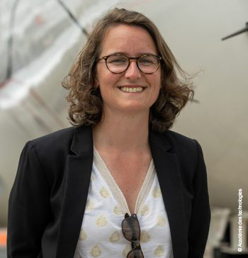 #AvecElles : retrouvons le portrait inspirant de Servane, Ingénieure de piste aux Essais en Vol chez #DassaultAviation

academie-technologies.fr/femme_de_tech/…

Plus de portraits “Femmes de Tech“ : academie-technologies.fr/femmes-de-tech/

#FemmesDeTech #EnsemblePlusLoin