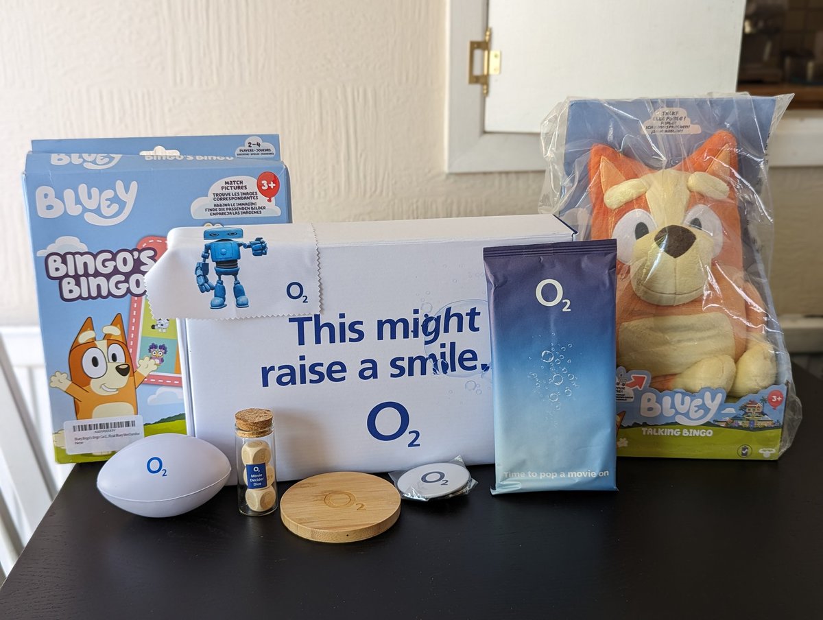 _KingGobbo's tweet photo. Massive thanks to @O2 for our #O2Surprise! Our daughter is over the moon with her Bluey gifts - we didn't expect to get so much stuff! 🤩 https://t.co/ITchtAF1Uw