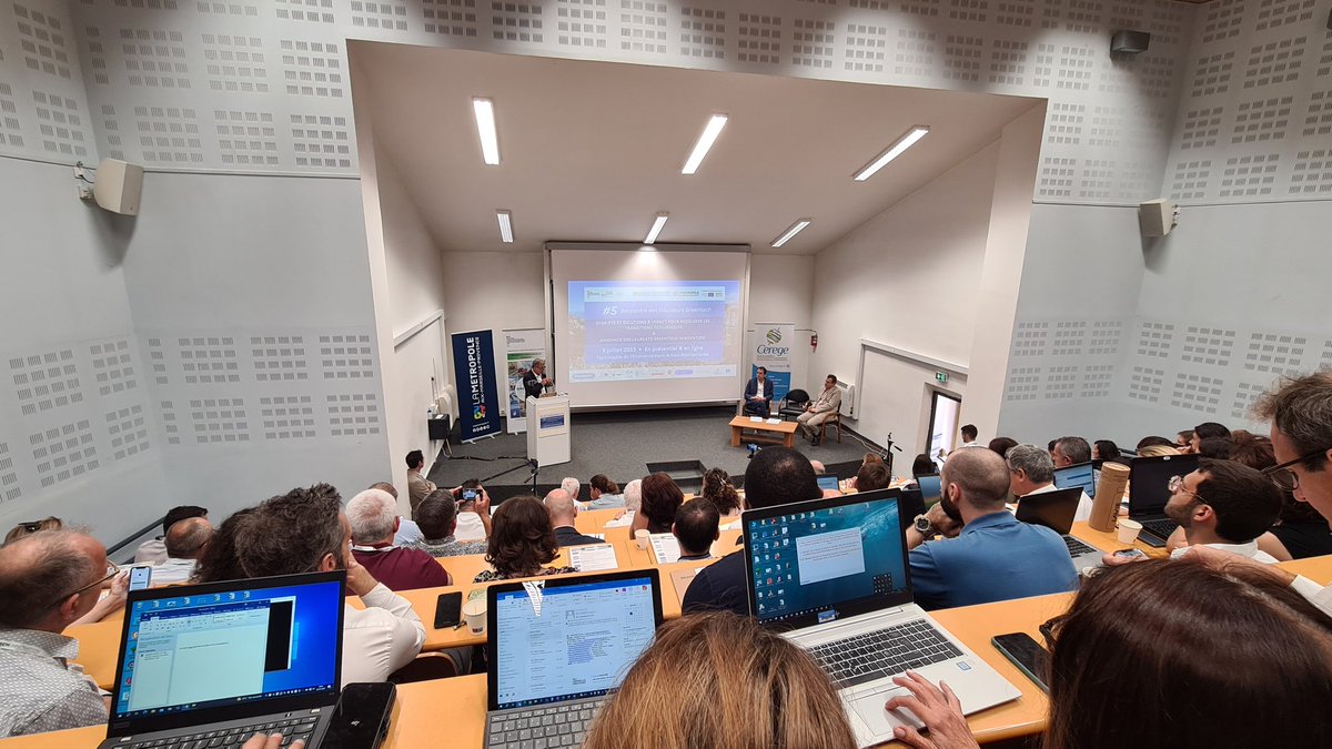 EisoxCompany's tweet image. #RDGreenTech | 🎬 Clap de fin pour la 5ème édition de &quot;Rencontre des Décideurs #GreenTech&quot; by @GreentechInno à @AMPMetropole. Des rencontres et des échanges orientés achats publiques durables. 🌱💪. De belles collaborations à venir. #EcoLab #innovation