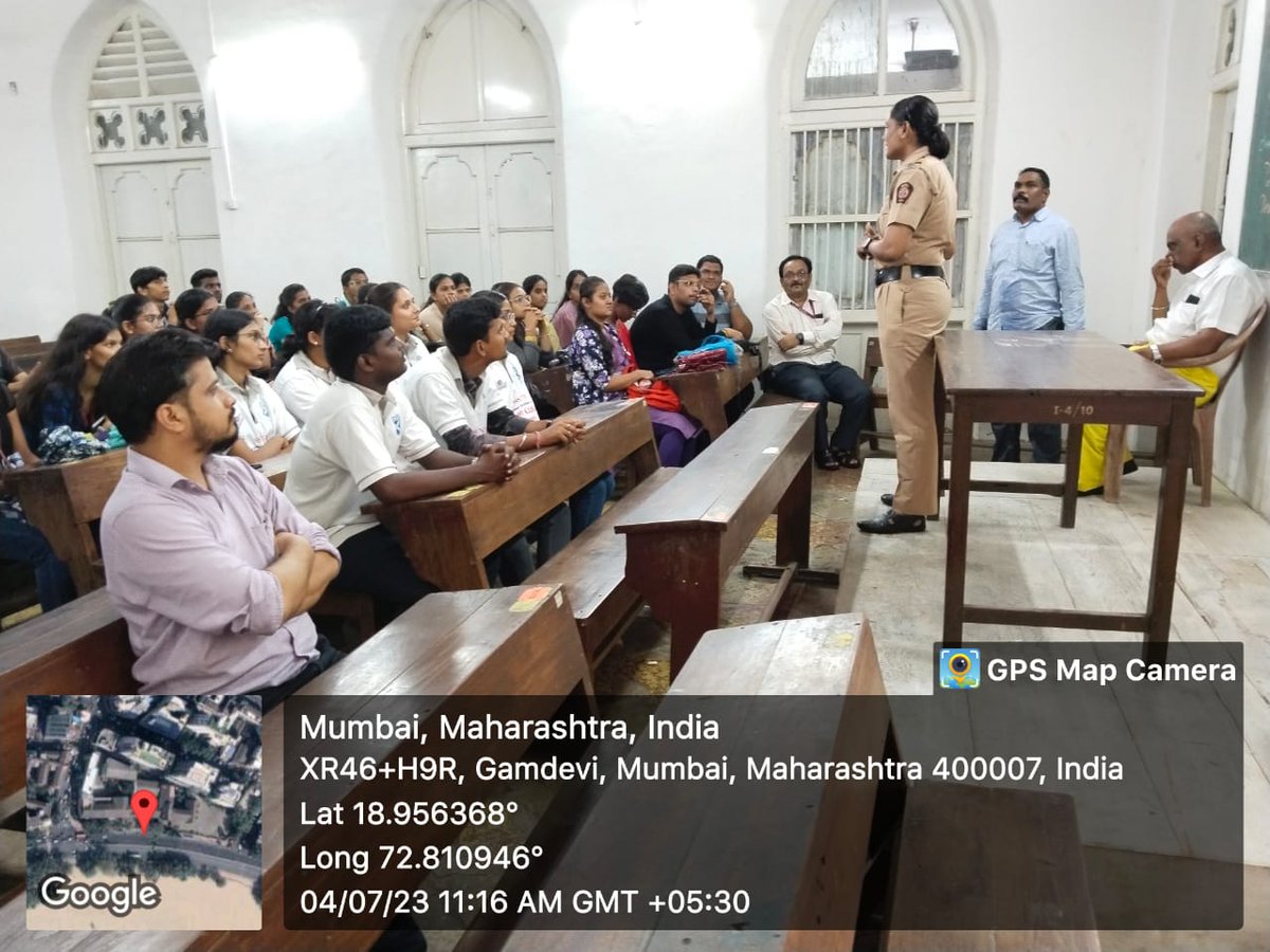 nss_unit_wilson's tweet photo. The NSS Unit of Wilson College attended session on drug abuse conducted by Gamdevi police✨️
#drugfree #drugs #youthagainstdrugs #gamdevipolice #mumbaipolice #NarcoticsControlBureau #nss #nssunitofwilsoncollege https://t.co/gNzI6q7H1S