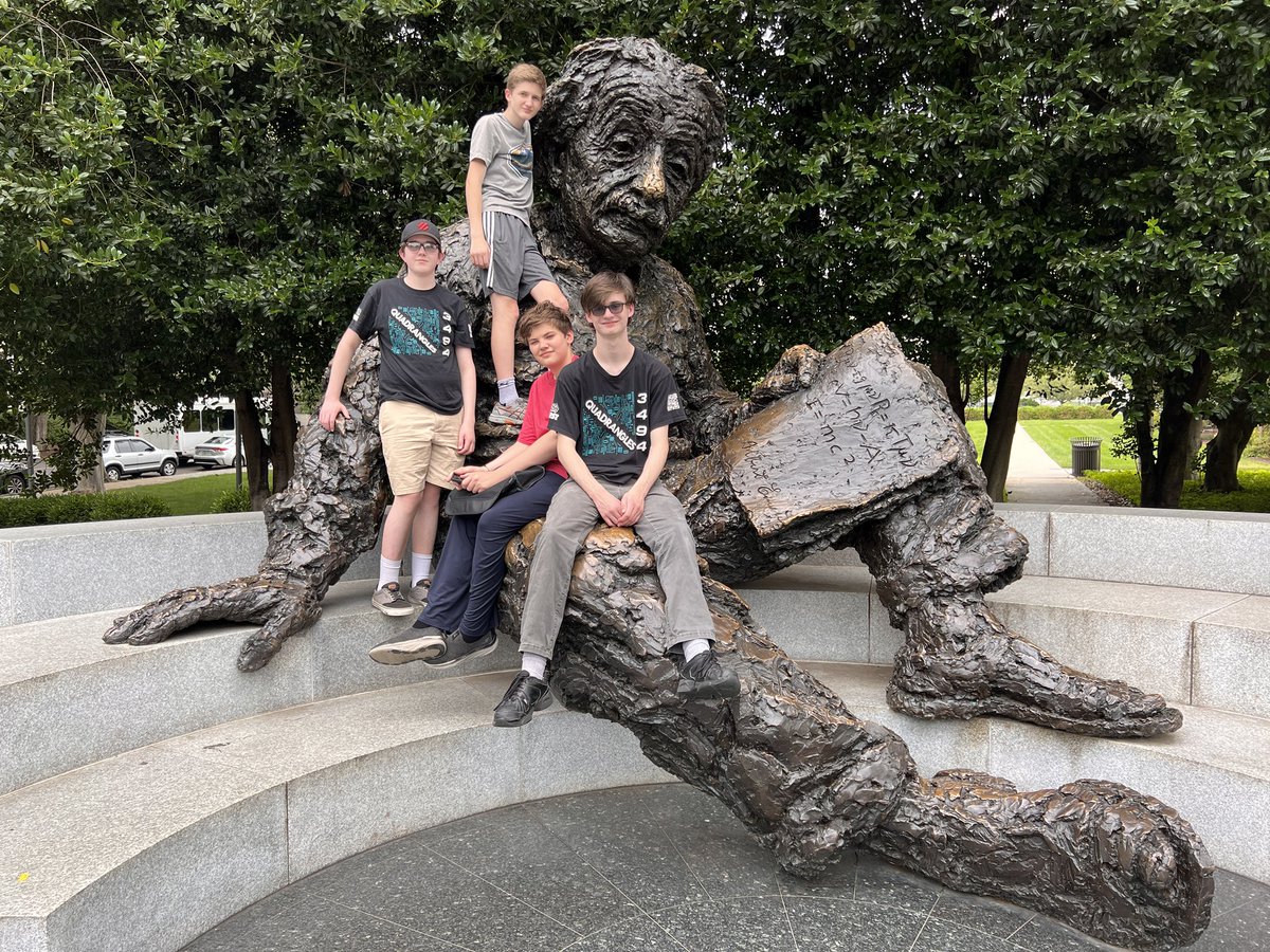 The Quadrangles made it to Einstein! #photoswithalbert