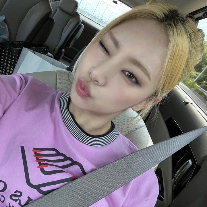looking for moots
new to #kpoptwt 

i ult mimiirose itzy billlie purki aespa and izone  

yoshi solo stan <3
