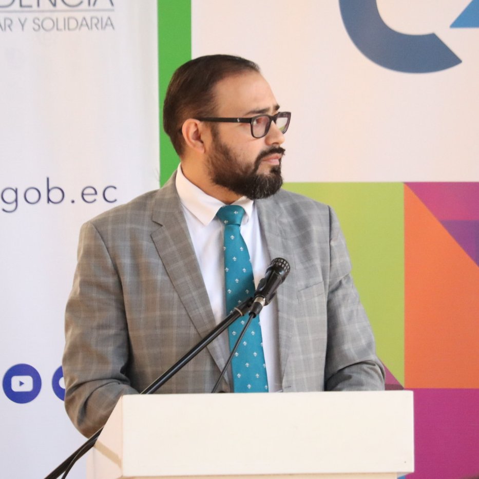 ConquitoUIO's tweet photo. #Entérate | Jorge Moncayo, intendente general técnico de la Superintendencia de la Economía Popular y Solidaria (@SEPS_Ec), señaló la importancia de desarrollar rutas para la reactivación económica con una perspectiva de inclusión social sostenible y responsabilidad ambiental”. https://t.co/QqgP733AQh