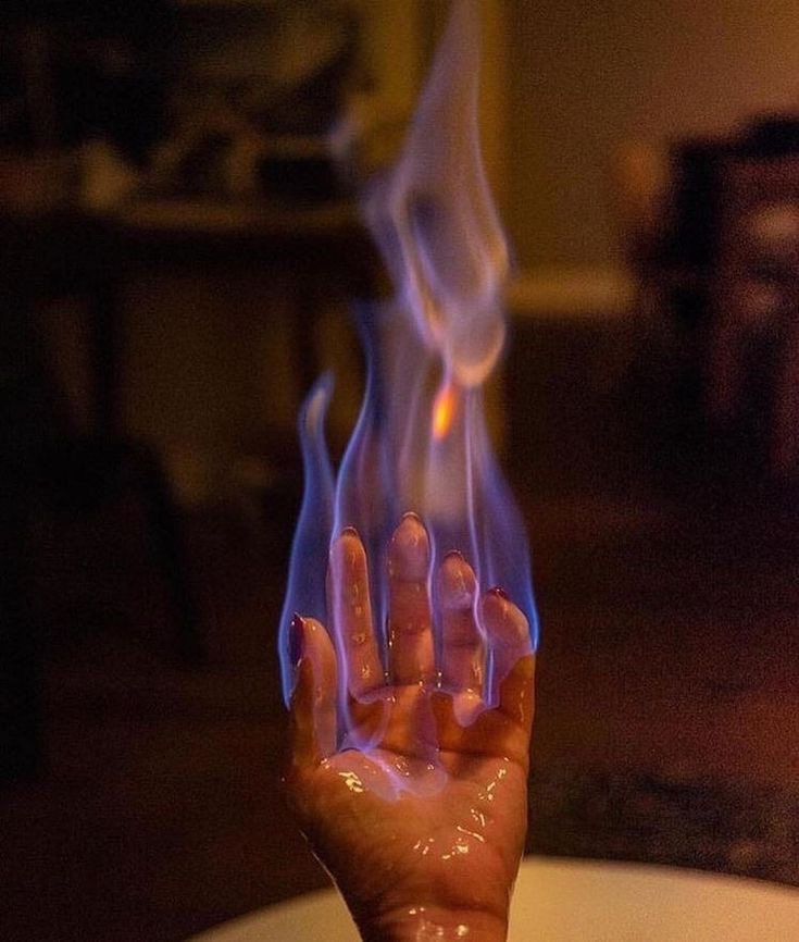 astrologyvibez's tweet photo. Where do you have fire 🔥 in your chart? https://t.co/ICet7jw4VH