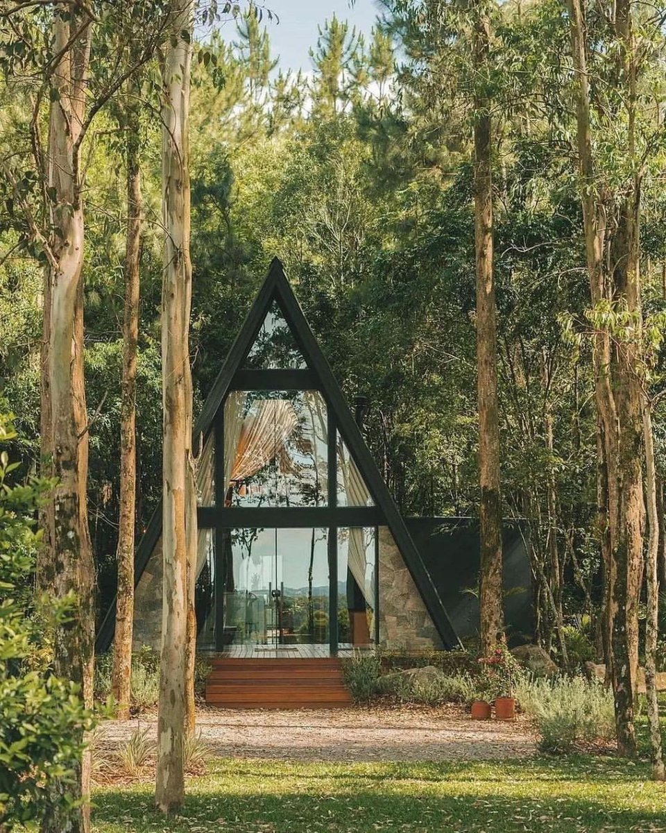 Tinyhouse_com's tweet photo. If this doesn't get your heart racing, we honestly don't know what will! 🌟

Via: @cabinforeveryone https://t.co/e7hinQbjgX