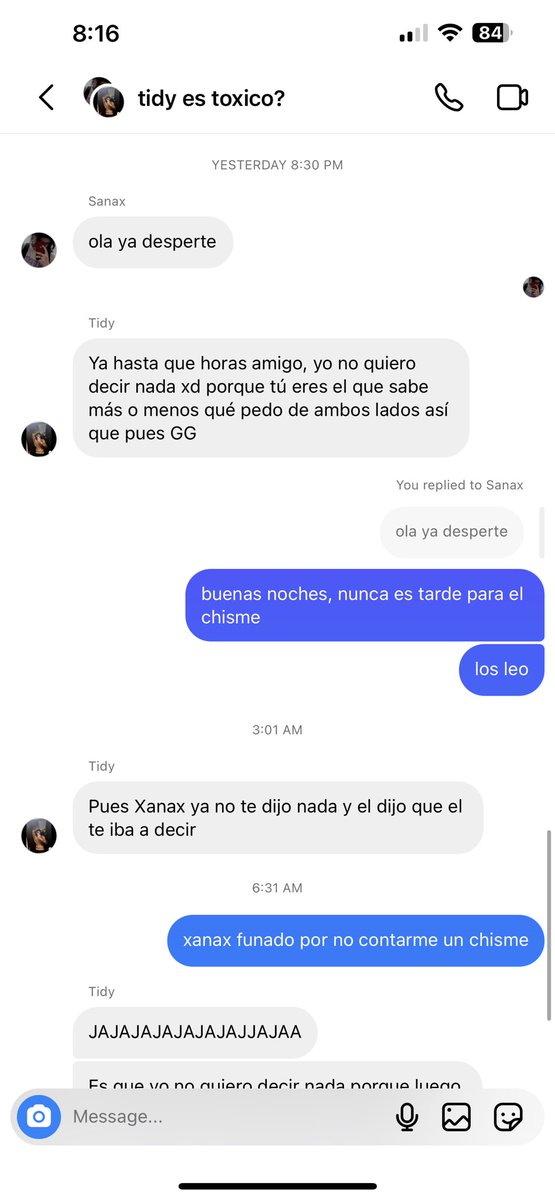 jasiziii's tweet photo. no se me hace justo que @XanaxR99 nos haya dejado plantados después de que acordamos que el día de ayer íbamos a platicar para que me contaran un chisme.
además QUIEN SE DESPIERTA A LAS 8 PM?!? https://t.co/nU0uJR7BPo