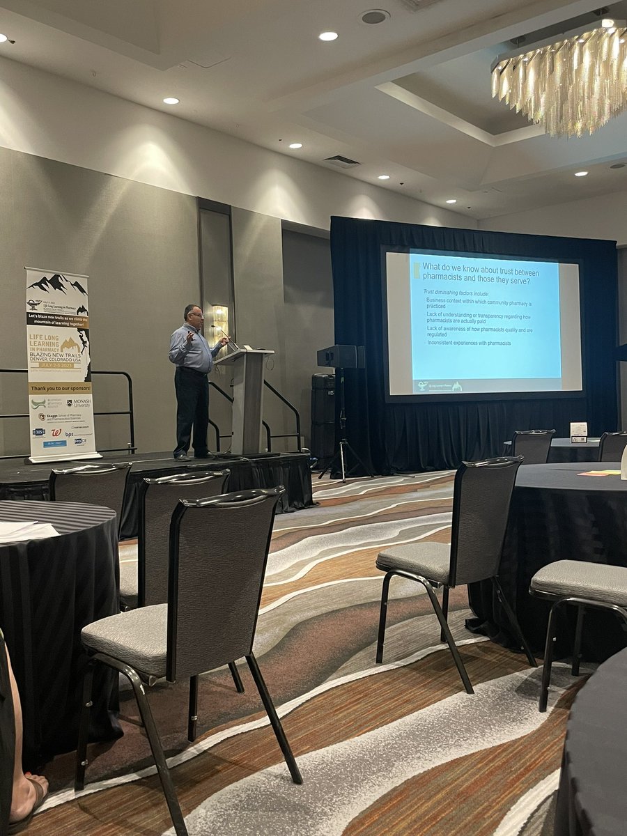 Interesting talk <a href="/LLLPharmConfnce/">LLLPharm Conferences</a> by Zubin Austin <a href="/UofTPharmacy/">Leslie Dan Faculty of Pharmacy</a> about #trust in pharmacy including 📉 &amp; 📈 factors including #accessibility #affability #acknowledgement #respect &amp; #chemistry