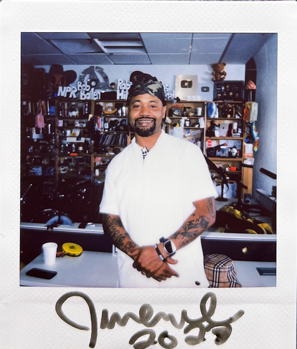 Juvenile and other Black artists on NPR’s Tiny Desk shot on Polaroid. 🎞️

A thread. 🧵