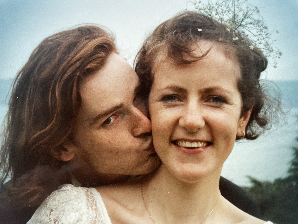 PastorMike_'s tweet photo. A sunny July 5th..32 Years ago today..”He must have loved me Oh so much to send me someone as fine as you”
#delightofmyeyes #stillgrateful #stillinlove https://t.co/5DechUDZYo