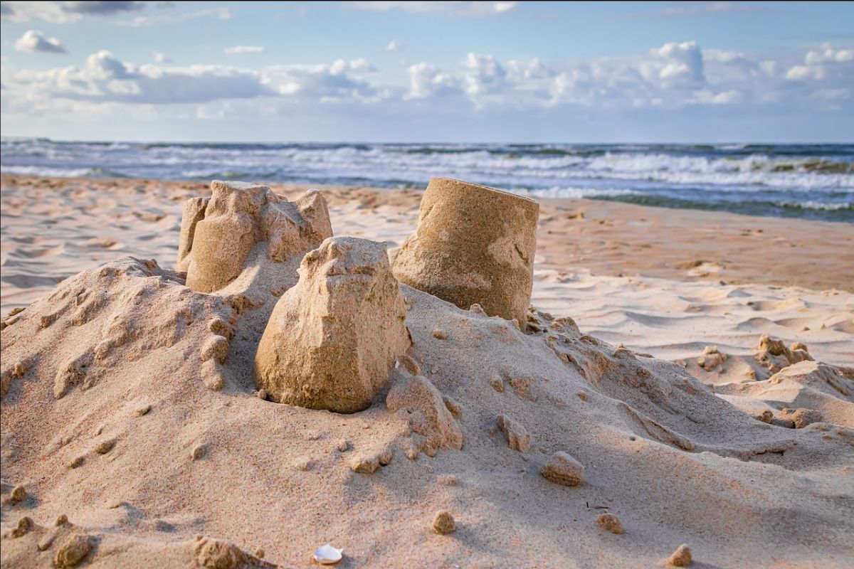 Heb jij al vakantie? Wij bijna! In onze nieuwsbrief een lekker lange leeslijst voor de vrije dagen en informatie over het lesaanbod dat na de vakantie van start gaat - mailchi.mp/9e8d027b8eb7/b…
