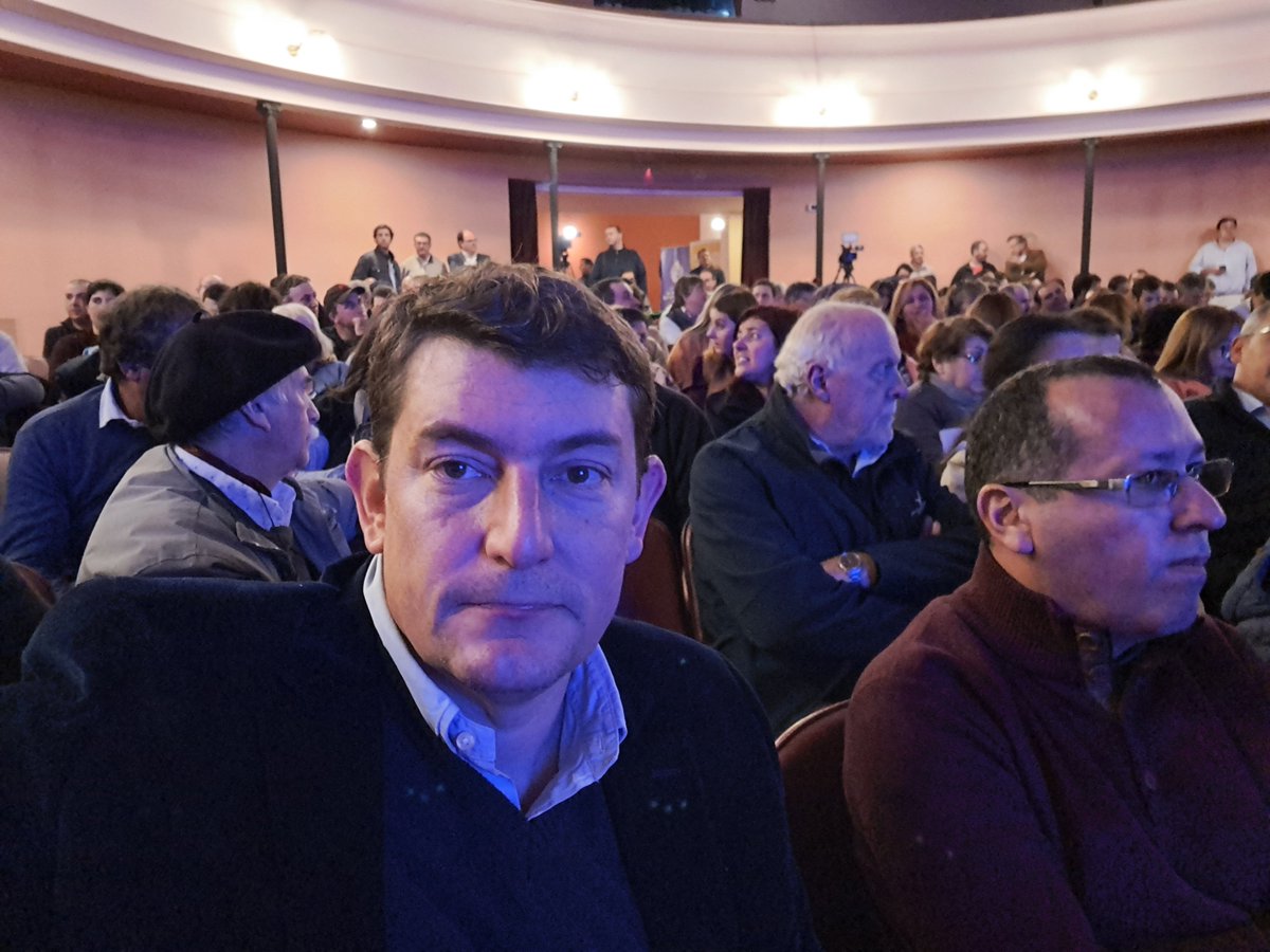 Representando a la DGSG MGAP en el primer Congreso Nacional de la Granja. Trinidad, Flores.