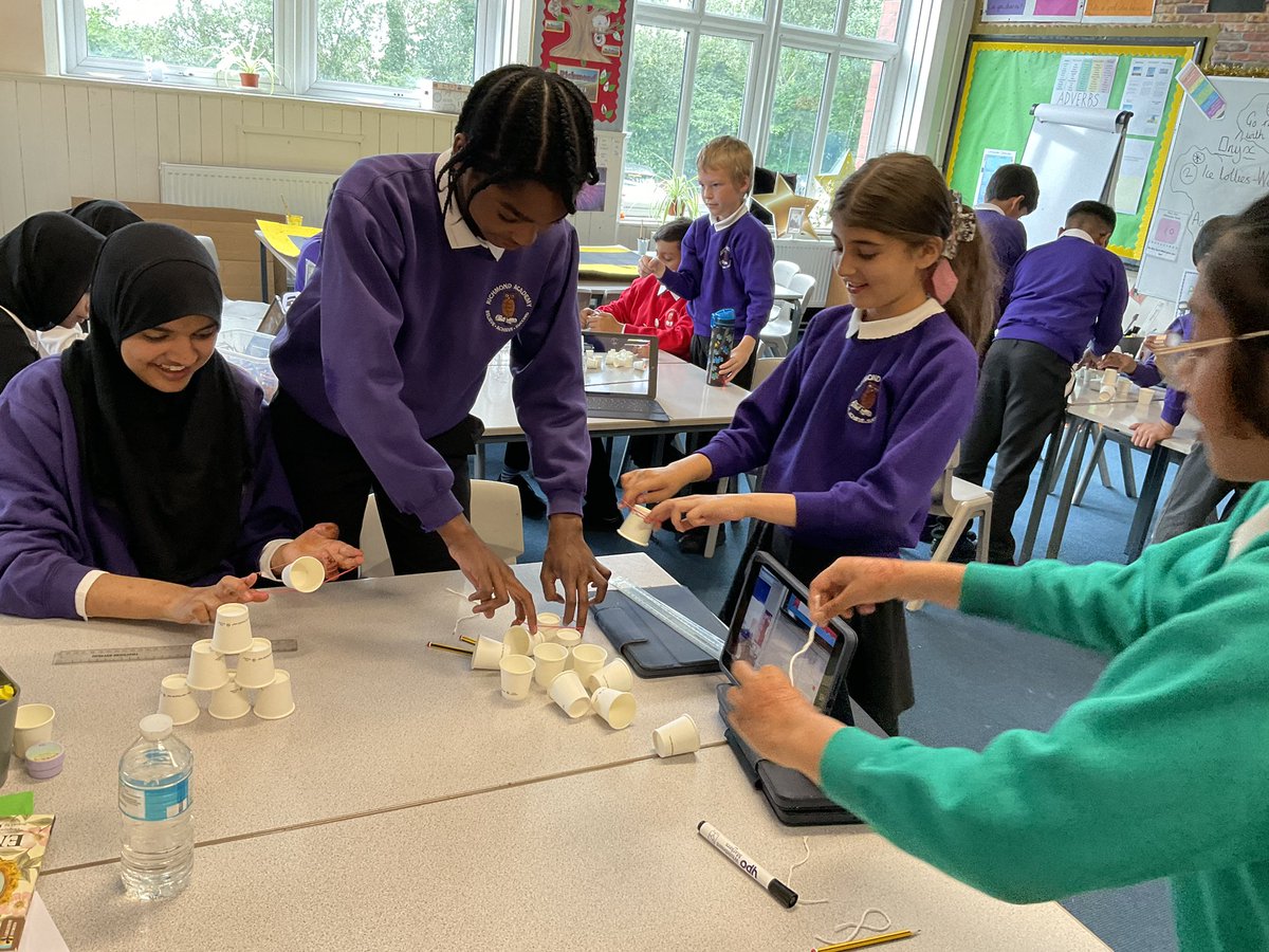 MrOBooth_HT's tweet photo. Today we have been expert problem solvers in Onyx class. We have been completing a stacking cups challenge which got progressively harder and required teamwork, logical thinking and good problem solving skills #beaproblemsolver #curriculumweek @Richmond_HT https://t.co/m1Y4Ye721W