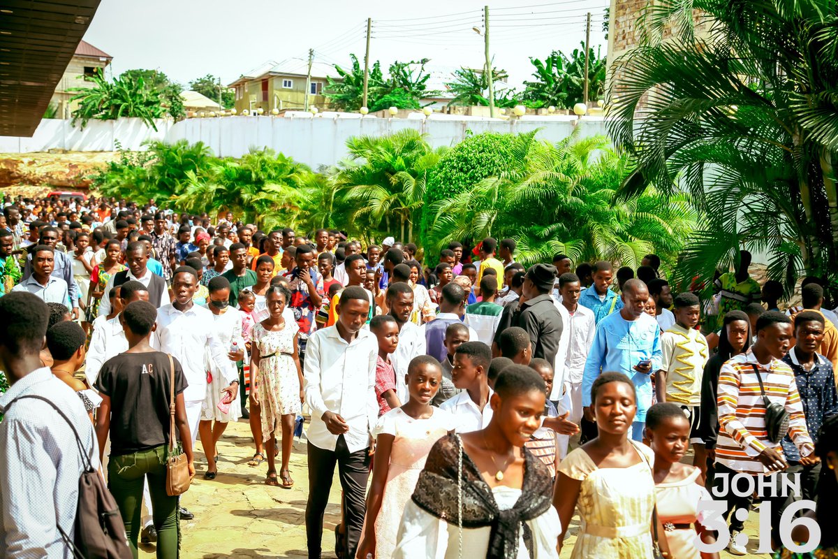 FirstLoveCh's tweet image. We had an incredible time at our John 3:16 swollen Sunday service. Our hearts are full of gratitude  for everyone who came out and shared in the joy of this special day. Can’t wait for our next outreach!

#John3:16 #July2 #GreaterLoveChurch