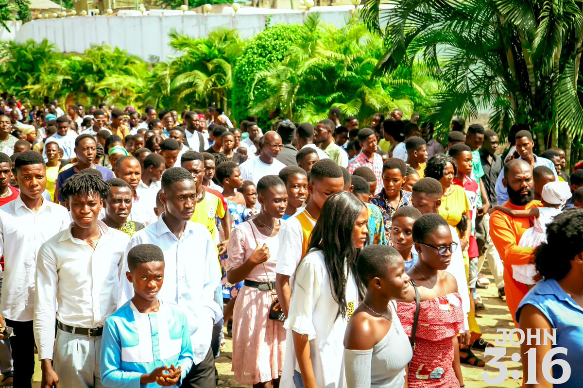 FirstLoveCh's tweet image. We had an incredible time at our John 3:16 swollen Sunday service. Our hearts are full of gratitude  for everyone who came out and shared in the joy of this special day. Can’t wait for our next outreach!

#John3:16 #July2 #GreaterLoveChurch