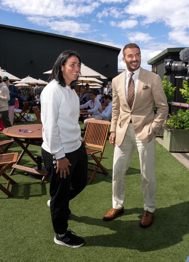 Ons_Jabeur's tweet photo. A pleasure and an honor to meet David Beckham, thank you for this inspiring moment 🤩 https://t.co/eEk8N5tEMg