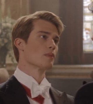 i hate him (i want to kiss him)