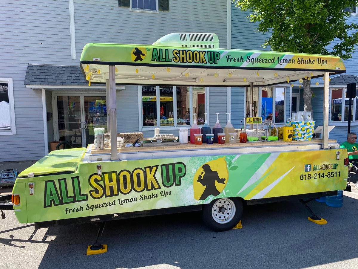 Jully 6 - Thursday Night Live Lineup:
🎟️ Free Admission | 5-8 pm | Bring Lawn Chairs
🎸 Music: Michael Herzing Dos Hombres
🍔 Food Concessions: JJ’s Sports Bar &amp; Grill
🍋 with All Shook Up - Lemon Shakeups
🍷 Beer &amp; Wine Cash Bar (debit/credit accepted)
🗓️ cedarhurst.org/tnl