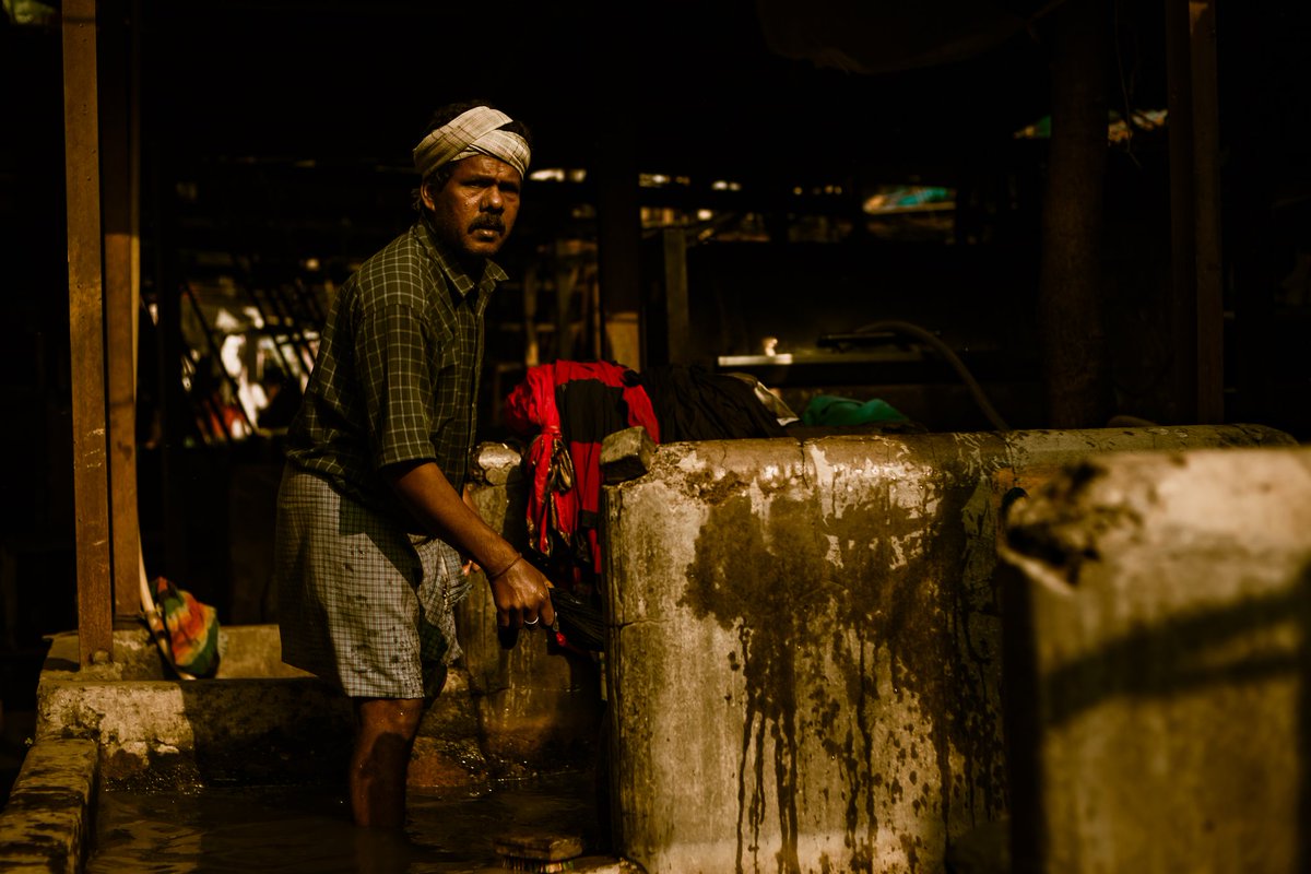 chetanthk_'s tweet photo. Dhobi ghat
my favorite places for street photography.

Uncle JI ek dhobi pachad wali photos ho jaye
#dhobighat
#bhayankarआल_c 
#streetofindia #strorytelling #mumbaiigers  #mymumbai #nustaharamkhor @haram_khor_ https://t.co/cwSoBmN4zM