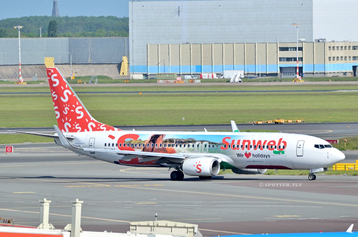 SpotterTlv's tweet photo. #transavia #sunweb livery #boeing737800 #schipolairport #amsterdam https://t.co/Wv8oBq61xq