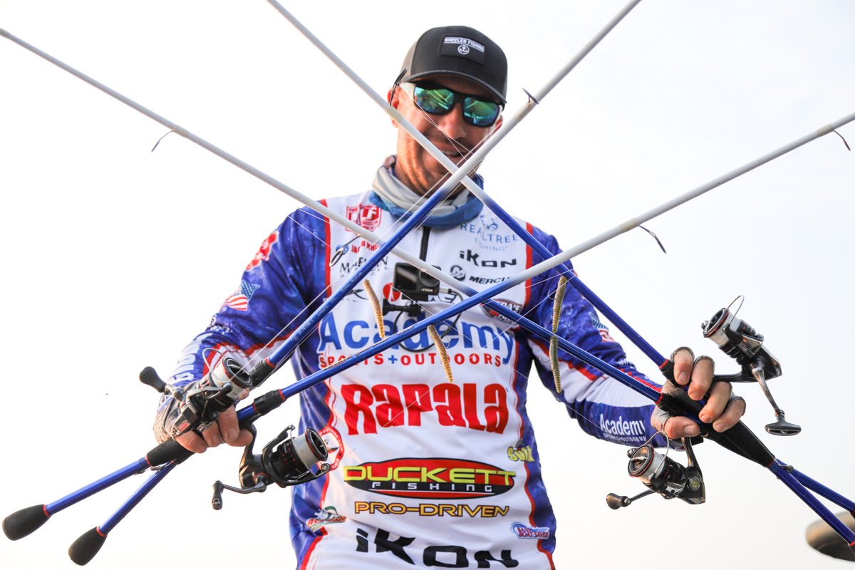 MajorLeagueFish's tweet image. No surprise here! Smallmouth and a drop-shot go hand-in-hand. The Top 10 pros from Stage Six showed us what they paired with their drop-shot on Lake St. Clair:
majorleaguefishing.com/bass-pro-tour/…

#dropshot #smallmouthfishing #LakeStClair