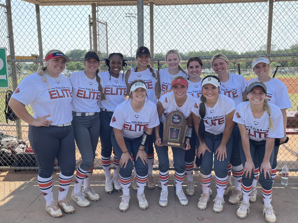 One last ride for these 2023’s!! This great group of young ladies will be finishing up their travel ball careers this week at the Wilson Invite!! We’re very proud them!! Finish strong!! 💪🏼🥎 #BeElite #tulsaelite <a href="/TulsaEliteSB/">Tulsa Elite Softball</a>