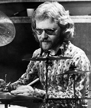 espofootball's tweet photo. #BTD Jul7,1947 #RobTownsend drummer #Family 1971 UK #4 In My Own Time. 1982 joined The Blues Band https://t.co/9hJYoHQE65