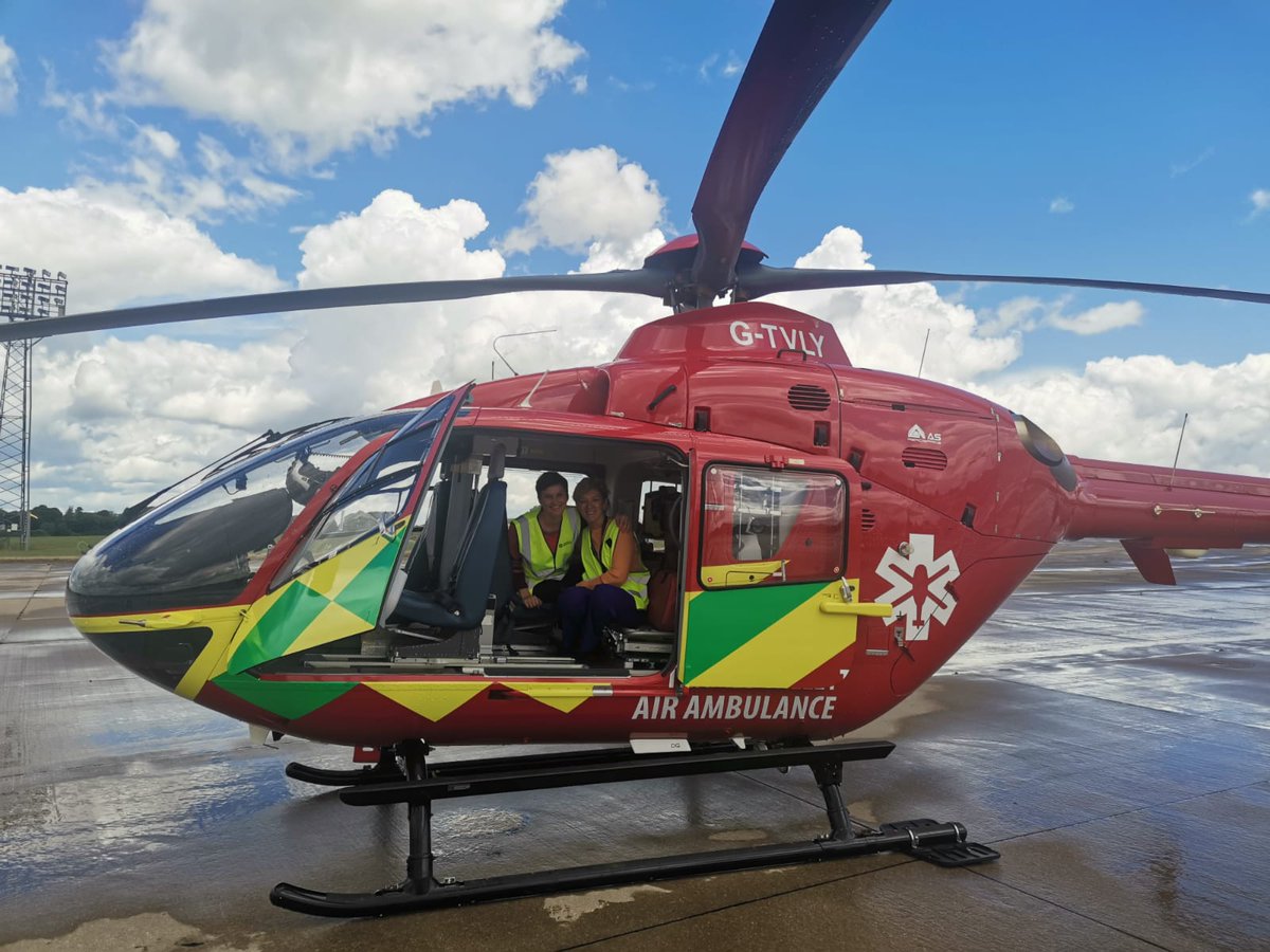 EileenDudley10's tweet photo. Brilliant morning with the fabulous TV AA HEMS Critical Care medics & pre-hospital paramedic crew working together on education & training to support their teams optimise immediate care of the preterm infant born out of hospital #thinkoptimisation @tonykellyuk @PS_Oxford https://t.co/6cTa9w6abC