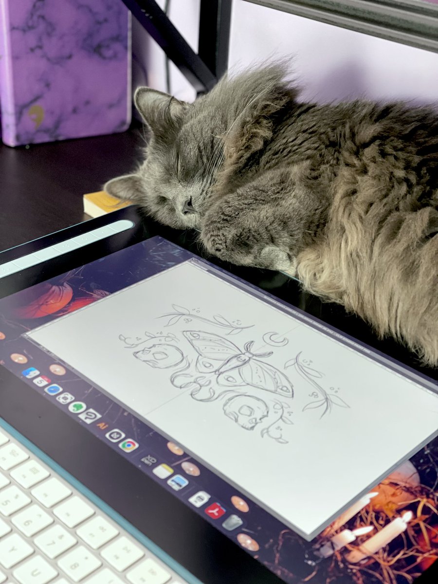 Cutest little desk helper