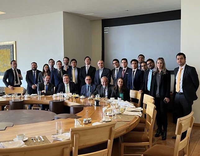 DentonsLV's tweet photo. Hoy tuvimos el gusto de reunirnos con el Lic. Jaime Aguilar Contreras, Director General de la Asociación de Terminales y Operadores Portuarios, a quien agradecemos haber compartido con nosotros sus puntos de vista sobre los retos y oportunidades en el sector portuario mexicano. https://t.co/7FObm0EUJZ
