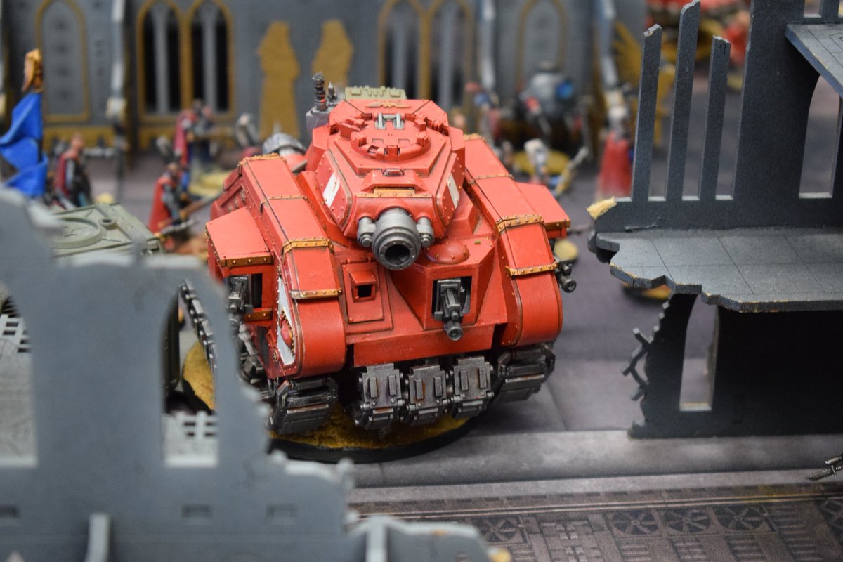 MutantEyes's tweet photo. @warhammer Here's the grav-Leman Russ battle tank from my Horus Heresy Byzant Janizars #WarhammerCommunity #horusheresy https://t.co/cBcdlXPWsq