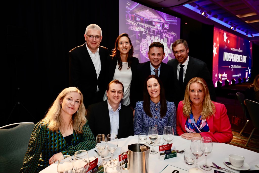 A real pleasure to join colleagues &amp; friends at the <a href="/AmericanChamber/">American Chamber</a> Independence Day Lunch yesterday afternoon &amp; celebrate the strong ties that connect businesses &amp; people on both sides of the Atlantic #AmCham4July