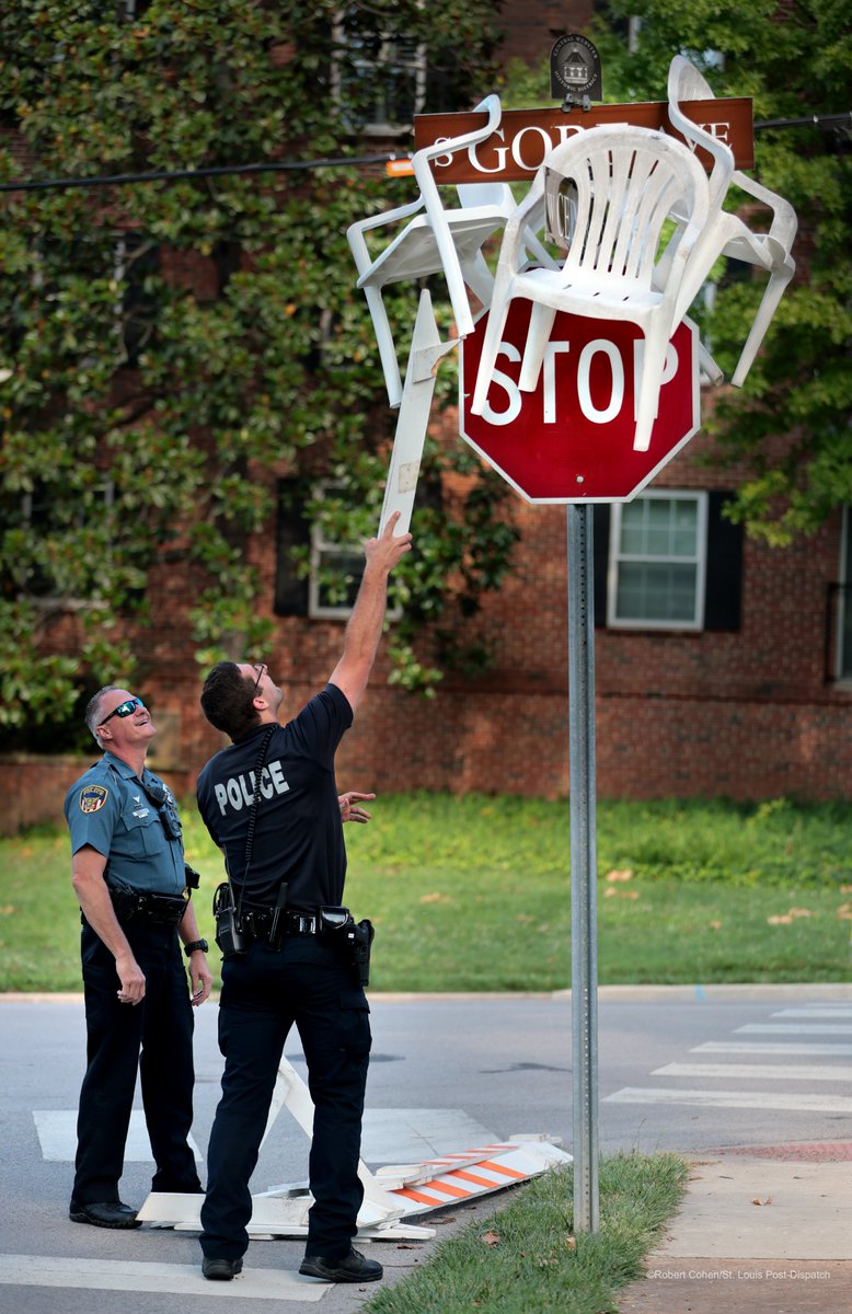 Robert Cohen tweet media