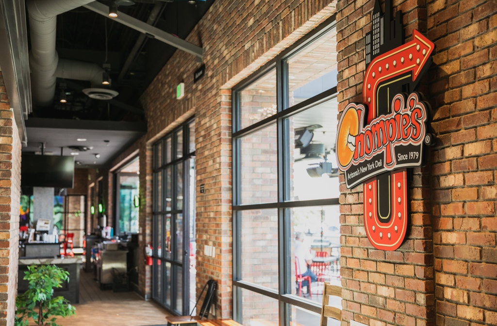 Chompie's tweet media