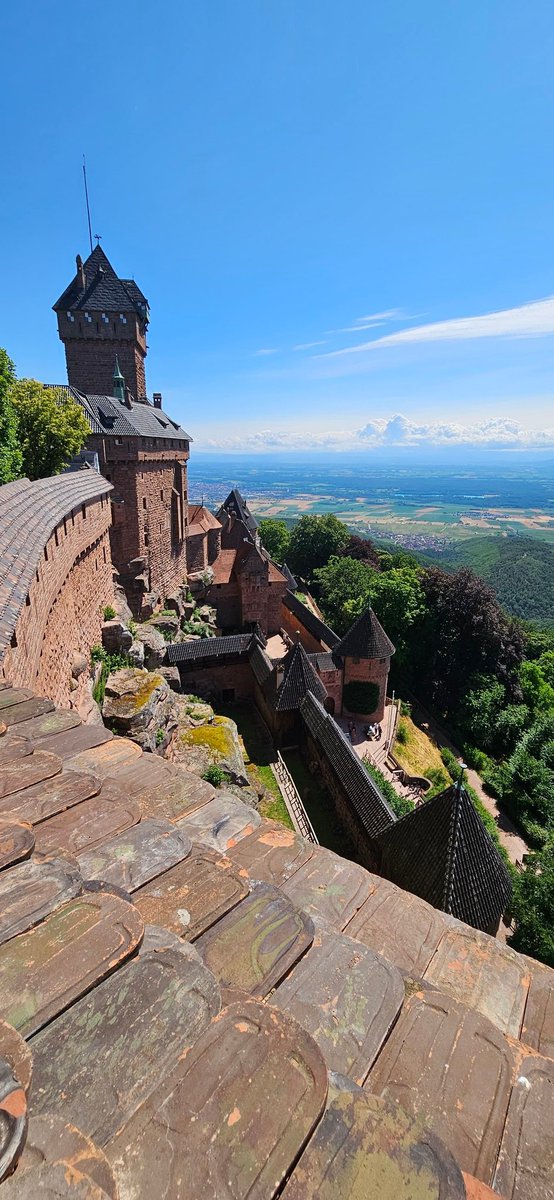 udhschoir's tweet photo. UD Choir has stormed Haut Konigsburg Castle in Alsace, France! @UDHSCardinals https://t.co/gOEdOYksUF