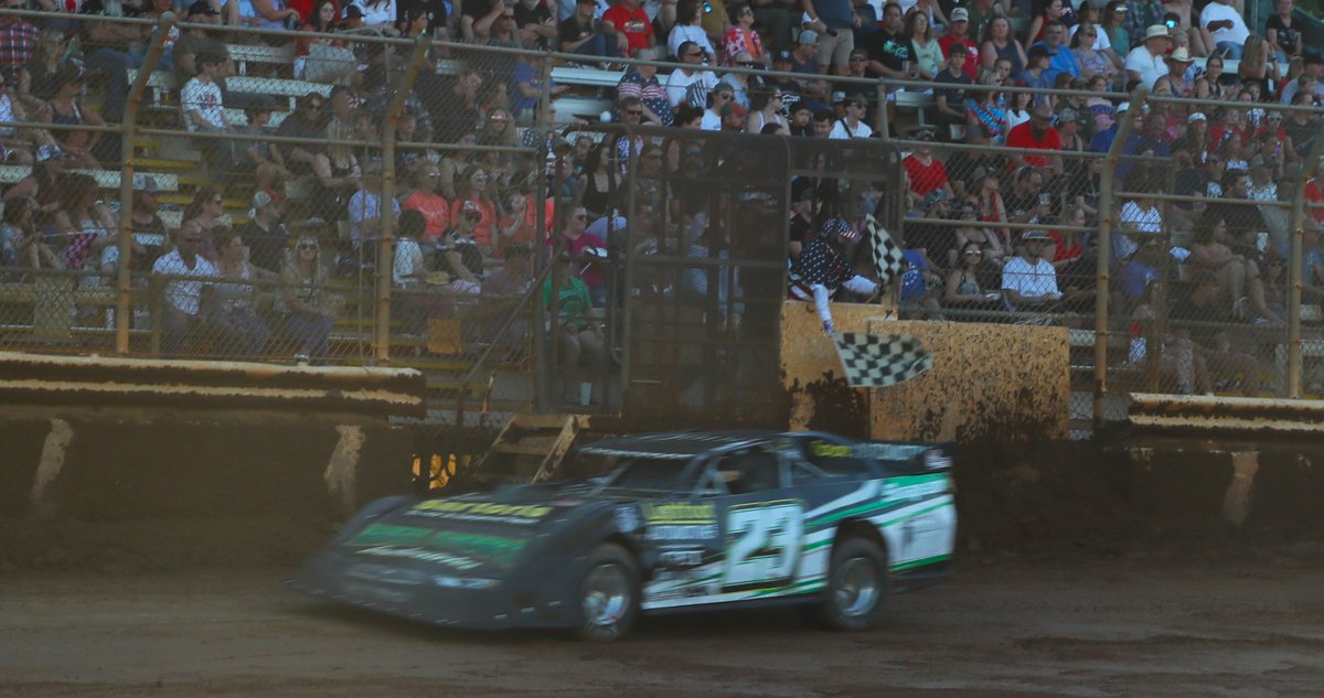 Modesto, California’s <a href="/TonyGomes_99/">Tony Gomes</a> dominated the 25-lap Thompson’s Winged Sprint Car feature, en route to his third victory of the season at Placerville Speedway on Independence Day.

𝐑𝐞𝐚𝐝 𝐭𝐡𝐞 𝐝𝐞𝐭𝐚𝐢𝐥𝐬 𝐚𝐭 placervillespeedway.com/post/fourth-of…