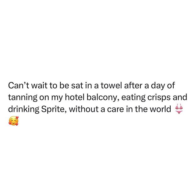 PrettyLittleThing tweet media
