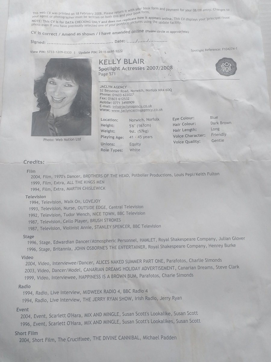 Bono66020372's tweet photo. #spotlightactress 2007 #cv &amp; my #equityname is #kellyblair, they already had a Lorraine Ward #Equitymember . I was a #lookalike with #susanscottlookalikes in #London + a #rainwearmodel  an #artistsmodel  a #makeupartist for #susanmayfields trans mag #boudoirphotography #vintage ! https://t.co/Z7BIuNVgVn