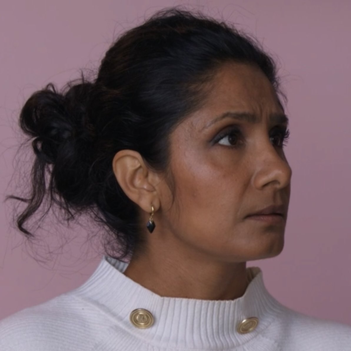 LesbianSuki's tweet photo. Suki Panesar is a lesbian https://t.co/gg9i8JzEPn