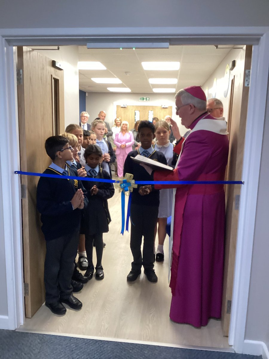 OLCAFenton's tweet photo. Thank you to His Grace, Archbishop Bernard Longley for blessing our new school entrance today. 

It was lovely to come together with parishioners, academy representatives, members of the board of directors, staff and, most importantly, the children!

@BhamDES @RCBirmingham https://t.co/ks1dzhdfV5
