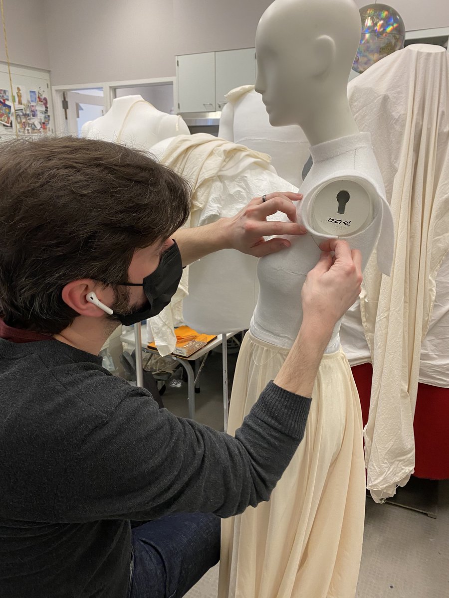 ChicagoMuseum's tweet photo. New on the blog: mount maker Michael Hall writes about preparing Wiesława “Jane” Lippert's wedding gown (1947) for display in #BackHomeCHM. She married Richard Wyrwa in post-WWII Germany, & a local seamstress made the dress from a US military parachute. https://t.co/SVUoOaqpWz https://t.co/gjRbH3XaV7