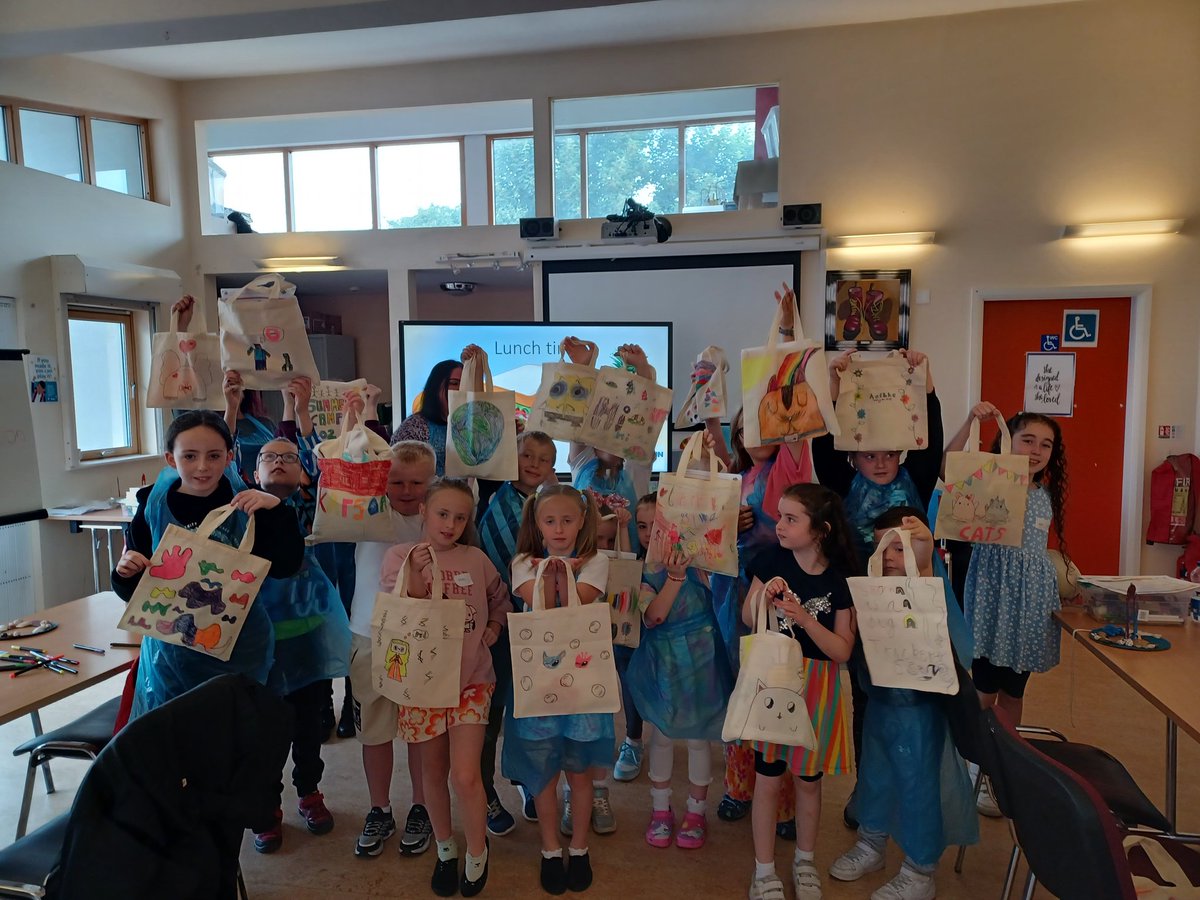 BCFRC1's tweet photo. We had a FAB last day in the centre with Families for #SOSP today but certainly NOT the last day for Camp #2MoreDaysToGo 🎊🤩🎊

❗️❗️IMPORTANT REMINDER❗️❗️
Meeting at the centre at 8.45am Bus will be LEAVING the centre tomorrow at 9am SHARP for our trip to @thekildaremaze⏰️ https://t.co/Lyf2eNpcCN