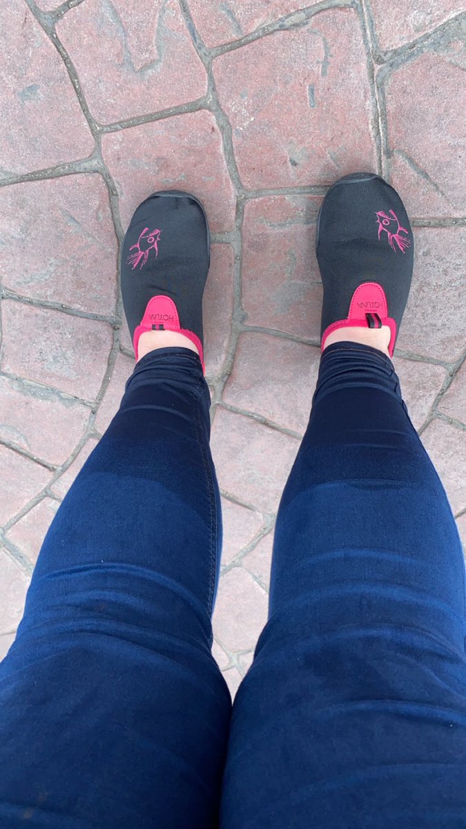 NatBoland's tweet photo. @michaeltruefitt @DeanGaryCox @SamiiBeaumont @_hiyahannah Just buy water shoes from Sports Direct like these https://t.co/BfaKEEcmX5
