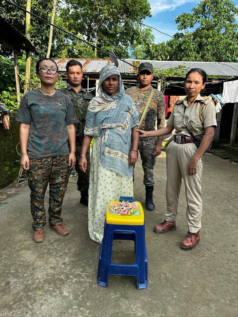 Based on a tip off <a href="/Phulbari_PS/">Phulbari PS</a> conducted ops led by <a href="/vikashvarmaips/">Vikash varma</a> at Nimaikata, nabbed 2 Peddlers,seized 6.5gms Heroin,a bike &amp;cash ₹55.5K.Kudos to team.The traffickers trying hard to spread their nasty tentacles but we are committed to tackle this Frankenstein 
<a href="/PIBShillong/">PIB In Meghalaya</a>