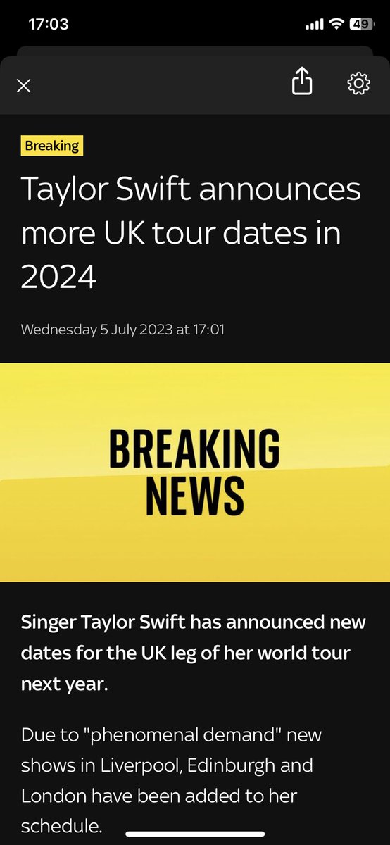 JellyChimp's tweet photo. @TicketmasterUK just out of curiosity….. roughly…… how many people pre-registered for @taylorswift13 #ErasTour ?? She’s made breaking news! 👑👑 https://t.co/Pi7isrg4mA