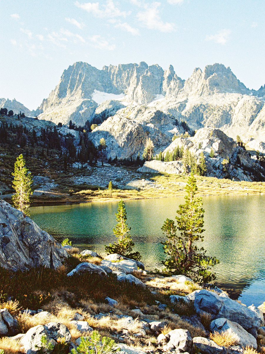 bradmbaldwin's tweet photo. From a Fall morning in the Sierras 🎞️ https://t.co/ouVMdth1VY