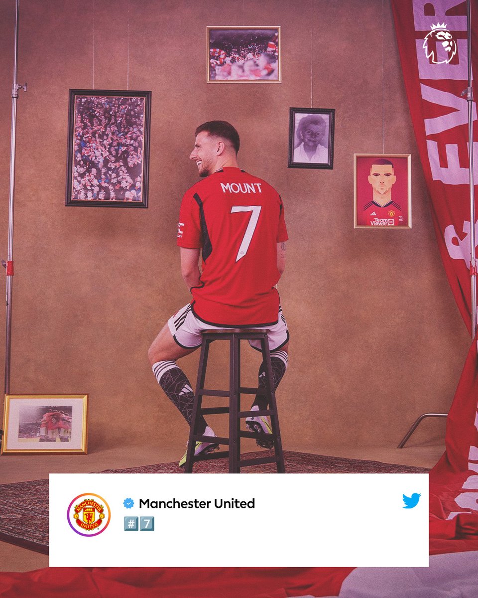 premierleague's tweet photo. From one @ManUtd number 7 to another 🔴 https://t.co/91r08FUOSg