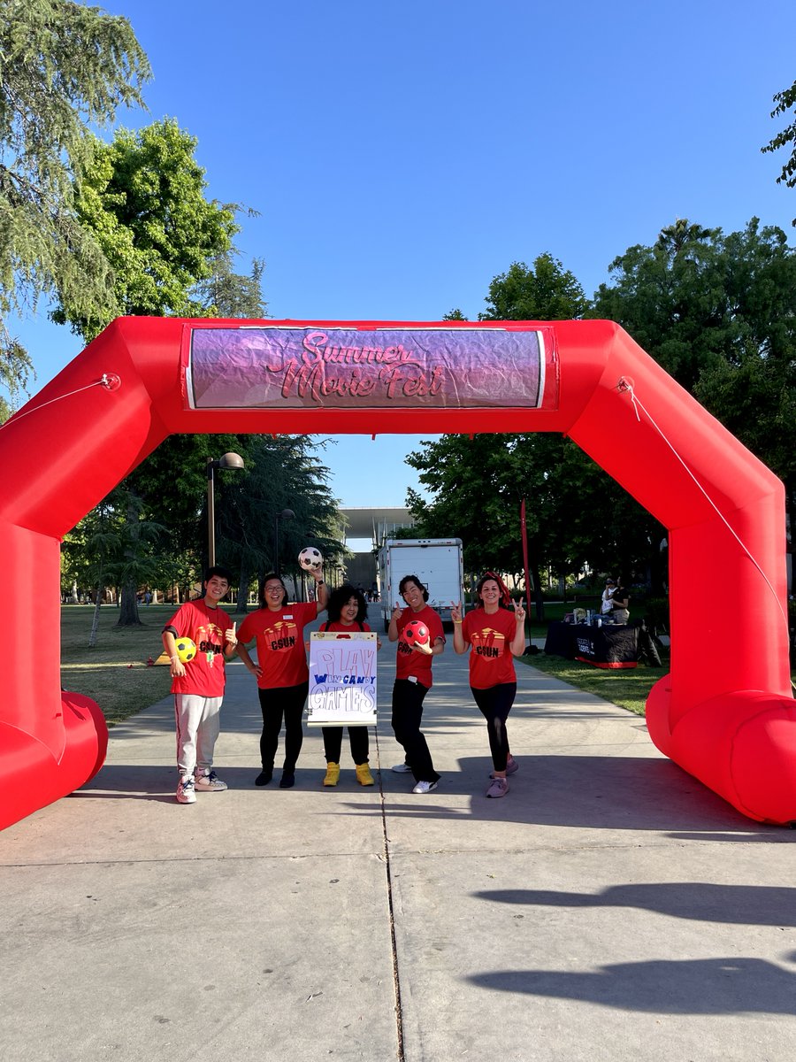CSUNIPP's tweet photo. Our Intensive English Program (IEP) students had a blast last Thursday as activity volunteers at CSUN’s Summer Movie Fest! 🎬✨

Join us every Thursday for this fantastic free outdoor movie event held on the library lawn, where IEP students will be leading games! https://t.co/P1xjoNZSOl
