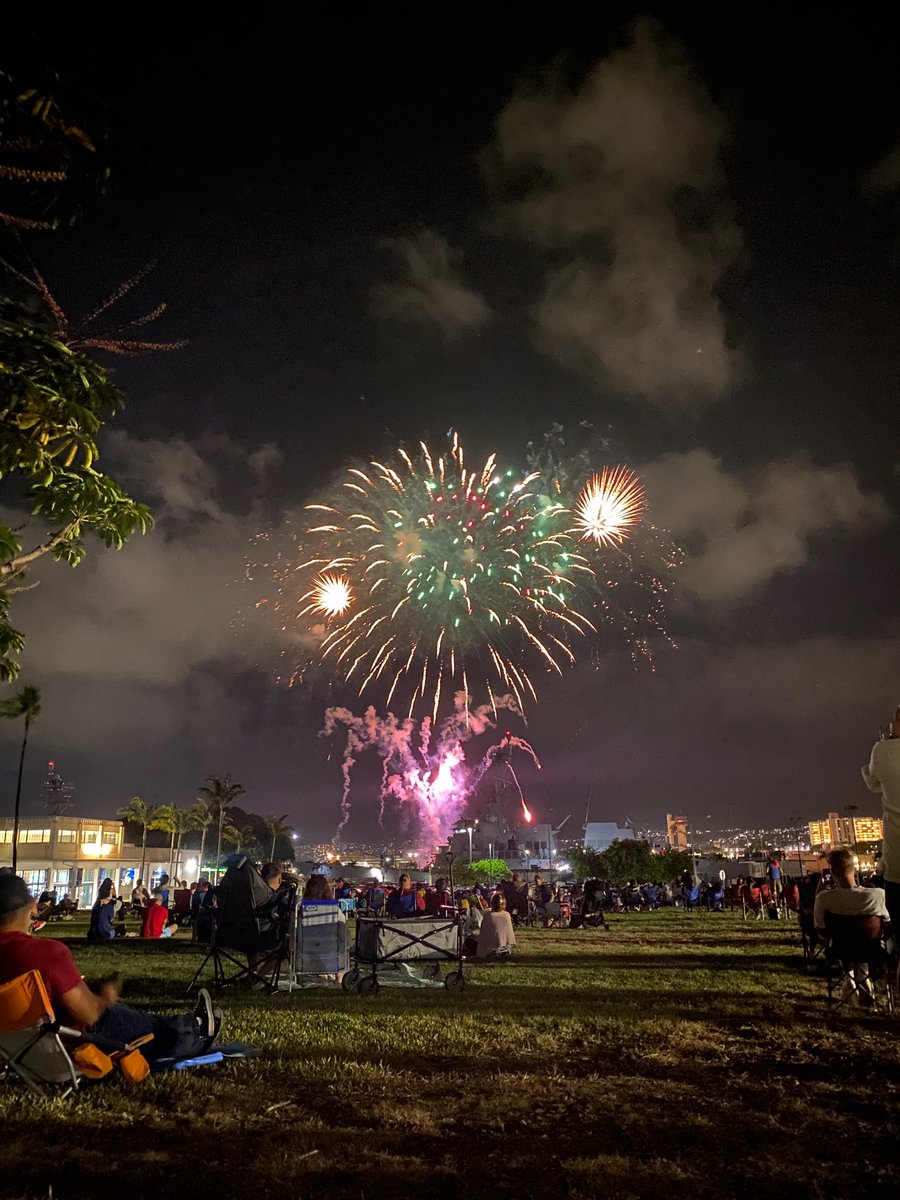 vagobond's tweet image. onchainmonkey

 #monkeymisfit
@ocmmonkeymisfit

 !RISE 

Day 35

💪♥️#microvictory✌️

- 2.5 mile walk
- swimming
- drawing
- parking lot meditation
-fireworks