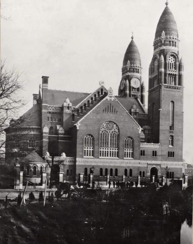 Gezicht op de Koinginnekerk aan de Boezemsingel, uit het westen. 1904